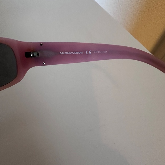 Authentic Dolce and Gabbana sunglasses - Picture 3 of 7